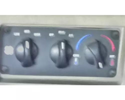 MACK CXN613 TEMPERATURE CONTROL