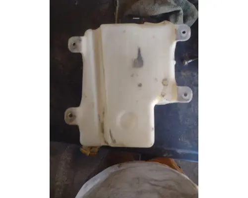 MACK CXN613 Windshield Washer Reservoir