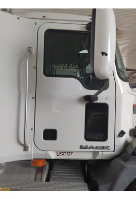 MACK CXP 2007-2007 DOOR ASSEMBLY, FRONT