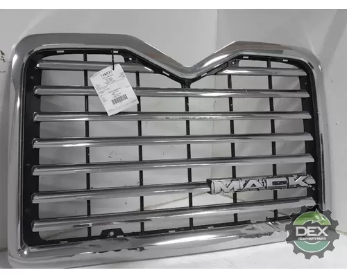 MACK CXP612 8231 radiator grille