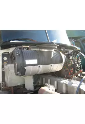 MACK CXP612 AIR CLEANER