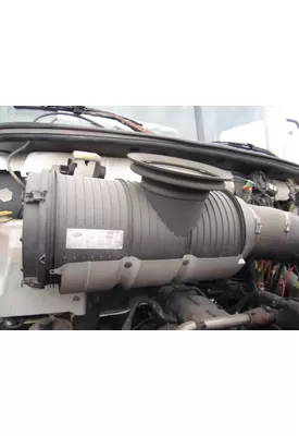 MACK CXP612 AIR CLEANER