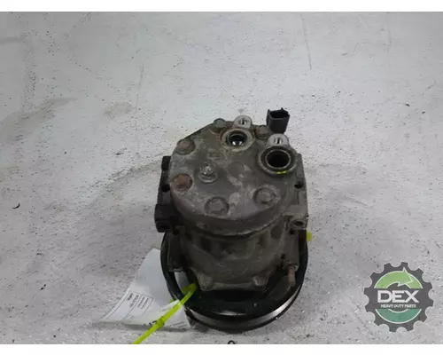 MACK CXP612 Air Conditioner Compressor