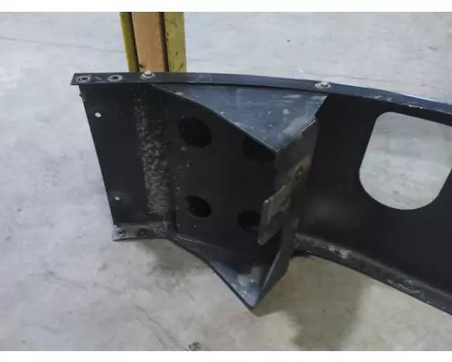 MACK CXP612 BUMPER CENTER