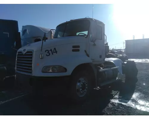 MACK CXP612 CAB