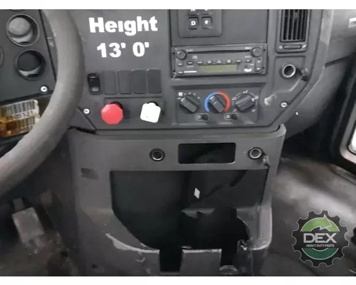 MACK CXP612 Cab