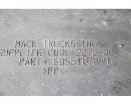 MACK CXP612 FENDER, SPLASH SHIELDGUARD