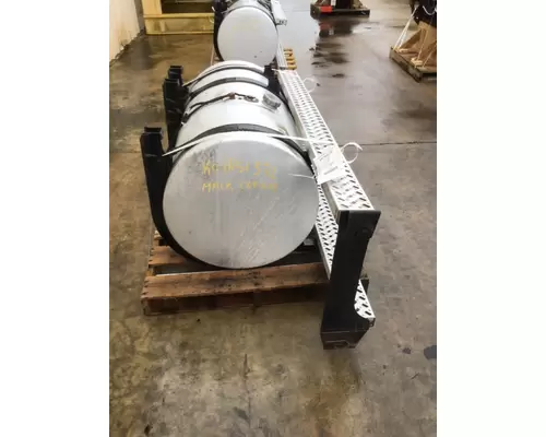 MACK CXP612 FUEL TANK