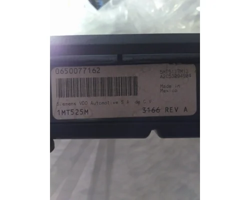 MACK CXP612 GAUGE CLUSTER