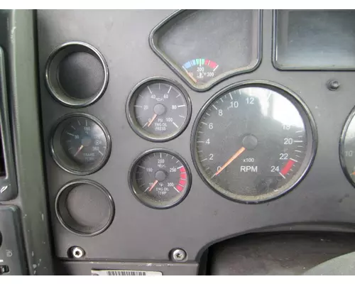 MACK CXP612 GAUGE CLUSTER