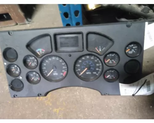 MACK CXP612 GAUGE CLUSTER