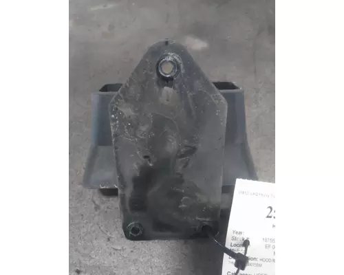 MACK CXP612 HOOD BRACKET