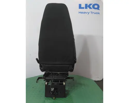 MACK CXP612 SEAT, FRONT
