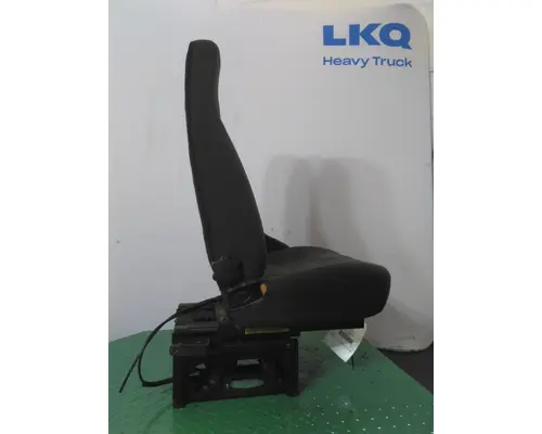 MACK CXP612 SEAT, FRONT