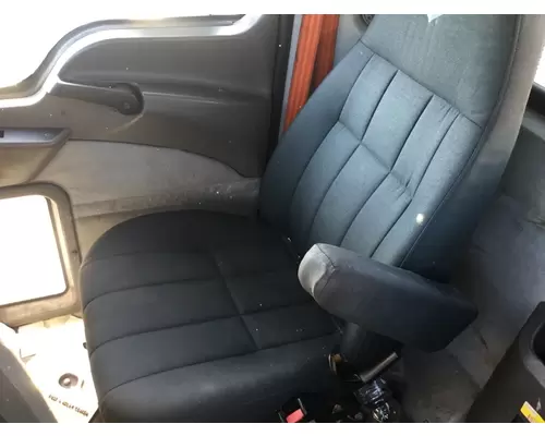MACK CXP612 SEAT, FRONT