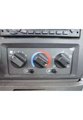 MACK CXP612 TEMPERATURE CONTROL