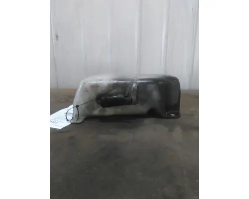 MACK CXP612 WINDSHIELD WASHER RESERVOIR