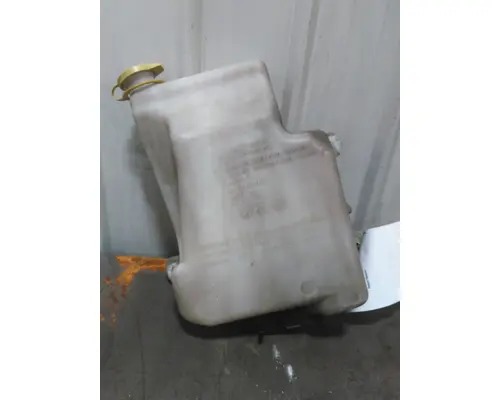 MACK CXP612 WINDSHIELD WASHER RESERVOIR