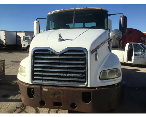 MACK CXP613 2007-2007 HOOD