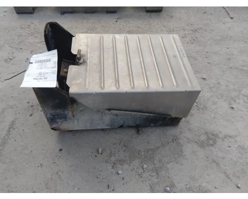 MACK CXP613 BATTERY BOX