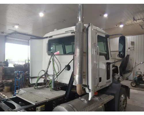 MACK CXP613 CAB
