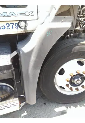 MACK CXP613 FENDER EXTENSION