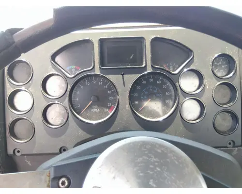 MACK CXP613 GAUGE CLUSTER