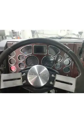 MACK CXP613 GAUGE CLUSTER