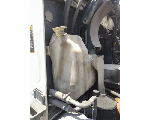 MACK CXP613 WINDSHIELD WASHER RESERVOIR