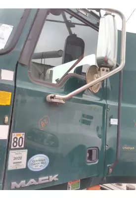 MACK CXU 2007-2019 DOOR ASSEMBLY, FRONT