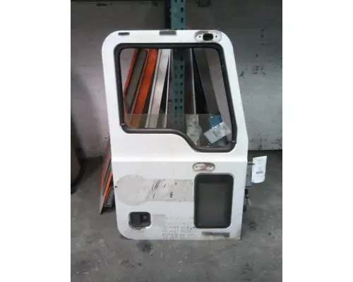 MACK CXU 2007-2019 DOOR ASSEMBLY, FRONT