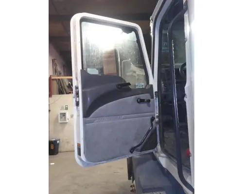 MACK CXU 2007-2019 DOOR ASSEMBLY, FRONT