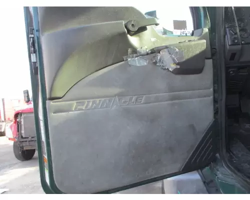 MACK CXU 2007-2019 DOOR ASSEMBLY, FRONT