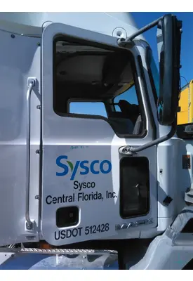 MACK CXU 2007-2019 DOOR ASSEMBLY, FRONT