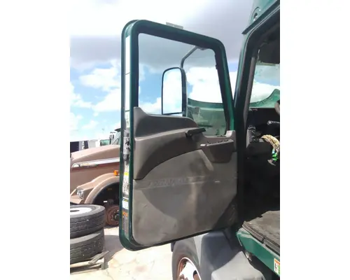 MACK CXU 2007-2019 DOOR ASSEMBLY, FRONT