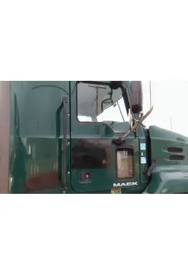 MACK CXU 2007-2019 DOOR ASSEMBLY, FRONT