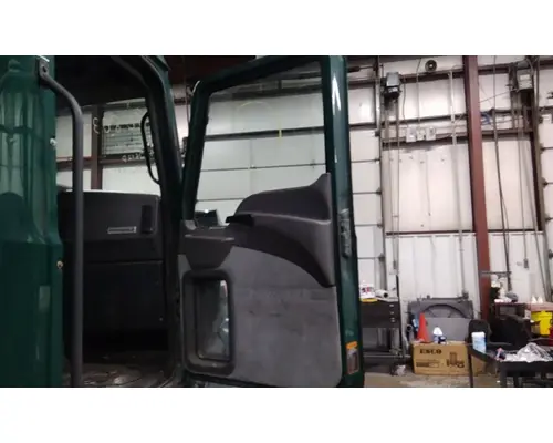 MACK CXU 2007-2019 DOOR ASSEMBLY, FRONT