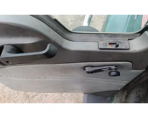 MACK CXU 2007-2019 DOOR ASSEMBLY, FRONT