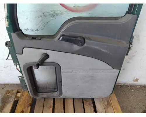 MACK CXU 2007-2019 DOOR ASSEMBLY, FRONT