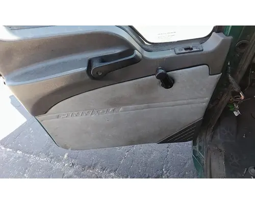 MACK CXU 2007-2019 DOOR ASSEMBLY, FRONT