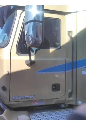 MACK CXU 2007-2019 DOOR ASSEMBLY, FRONT
