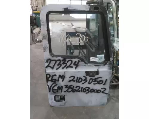 MACK CXU 2007-2019 DOOR ASSEMBLY, FRONT