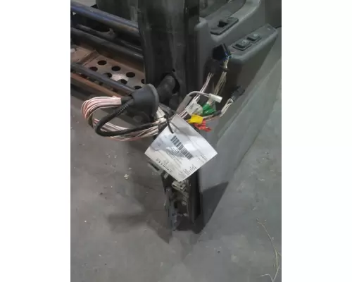 MACK CXU 2007-2019 DOOR ASSEMBLY, FRONT