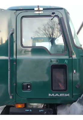 MACK CXU 2007-2019 DOOR ASSEMBLY, FRONT