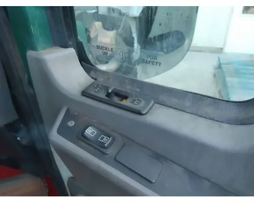 MACK CXU 2007-2019 DOOR ASSEMBLY, FRONT