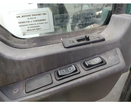 MACK CXU 2007-2019 DOOR ASSEMBLY, FRONT