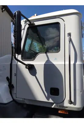 MACK CXU 2007-2019 DOOR ASSEMBLY, FRONT