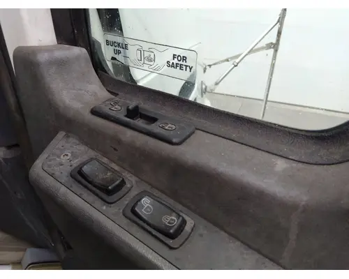 MACK CXU 2007-2019 DOOR ASSEMBLY, FRONT