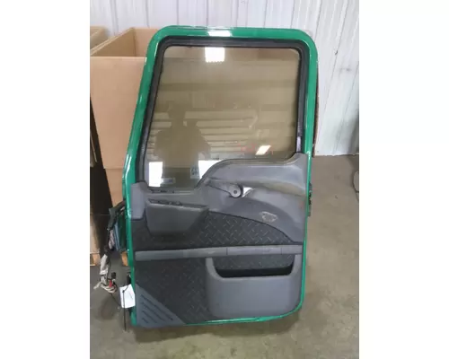 MACK CXU 2007-2019 DOOR ASSEMBLY, FRONT