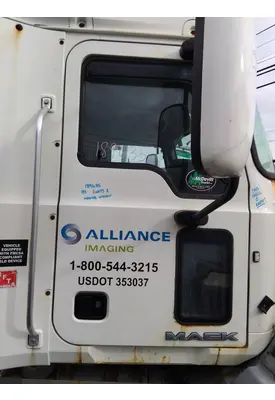 MACK CXU 2007-2019 DOOR ASSEMBLY, FRONT